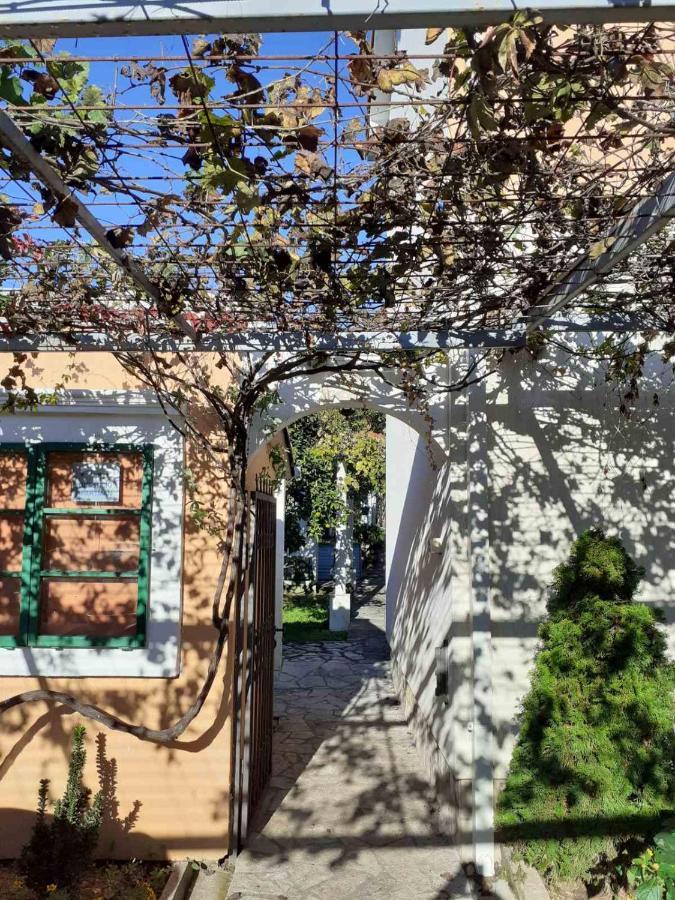 Apartments Rolovina Tivat Exterior foto