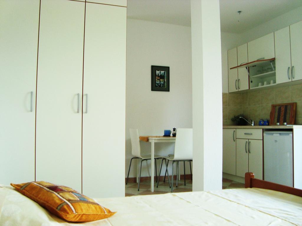 Apartments Rolovina Tivat Quarto foto