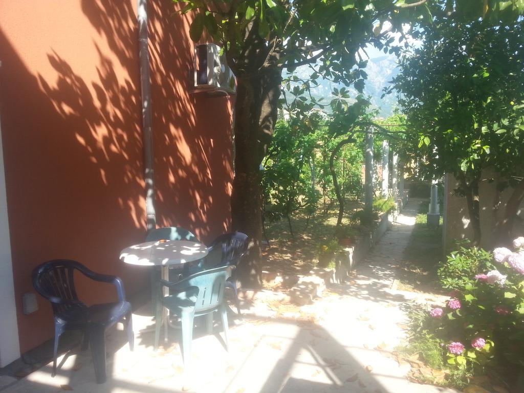 Apartments Rolovina Tivat Quarto foto