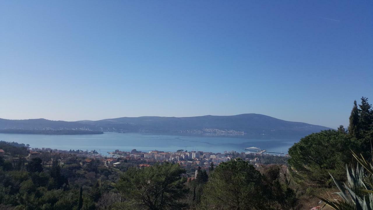 Apartments Rolovina Tivat Exterior foto